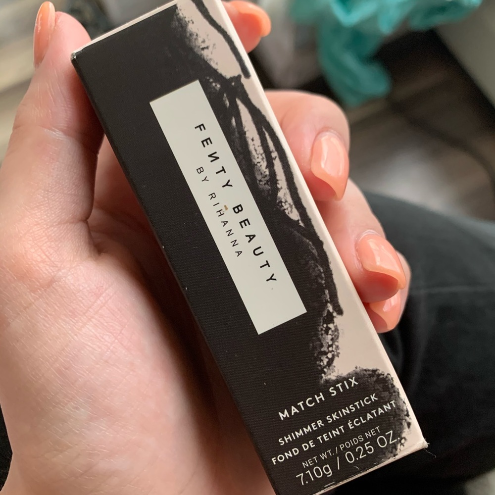 Fenty highlighter